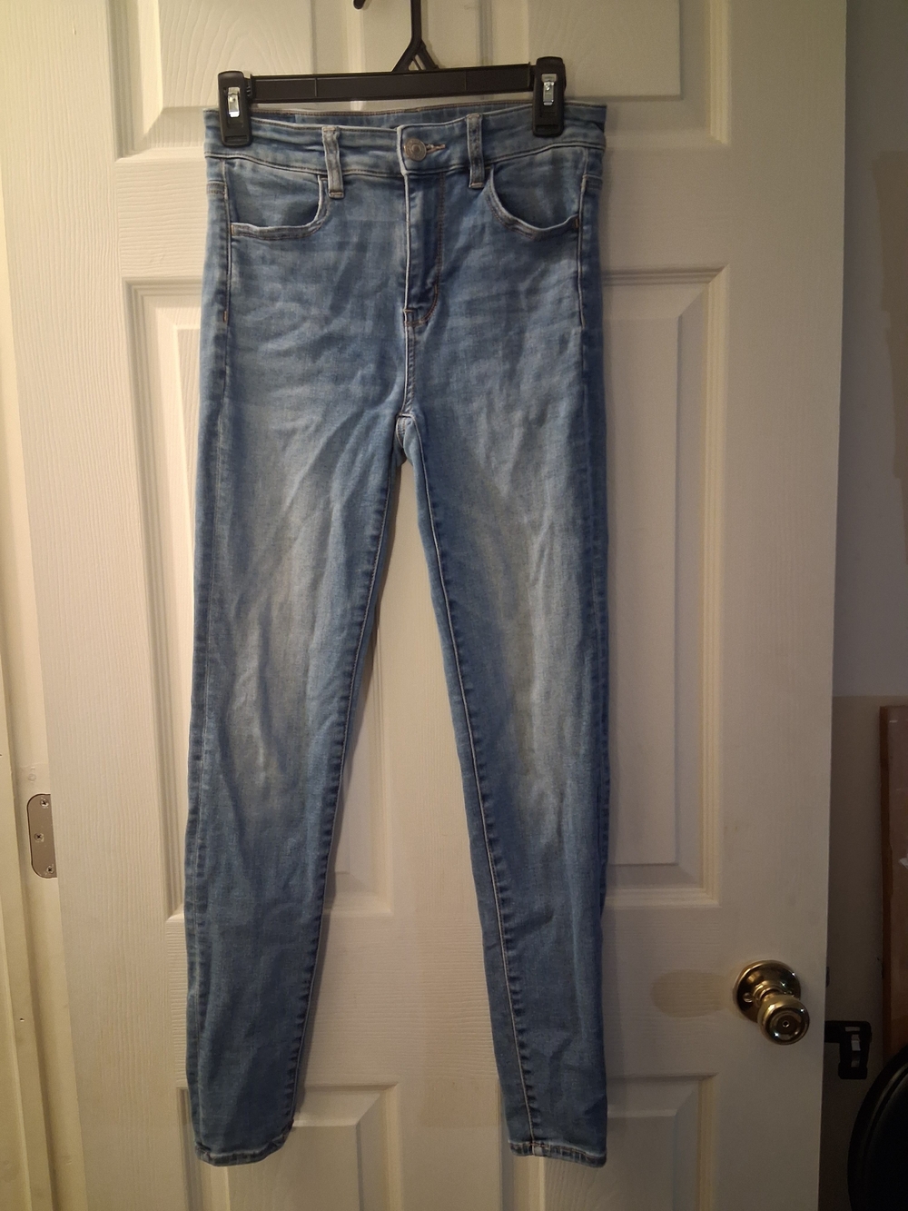 American Eagle Outfitters Light Blue Skinny Jeans